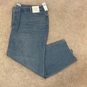 Abercrombie & Fitch NWT Ankle Straight Ultra High-Rise Jean